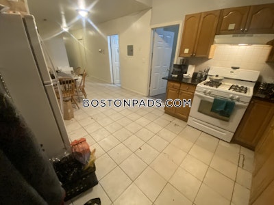 Mission Hill Nice 3 Beds 1 Bath on Tremont St in Boston Boston - $3,900