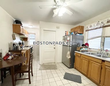 Dorchester 3 Bed, 1 Bath Unit Boston - $3,450