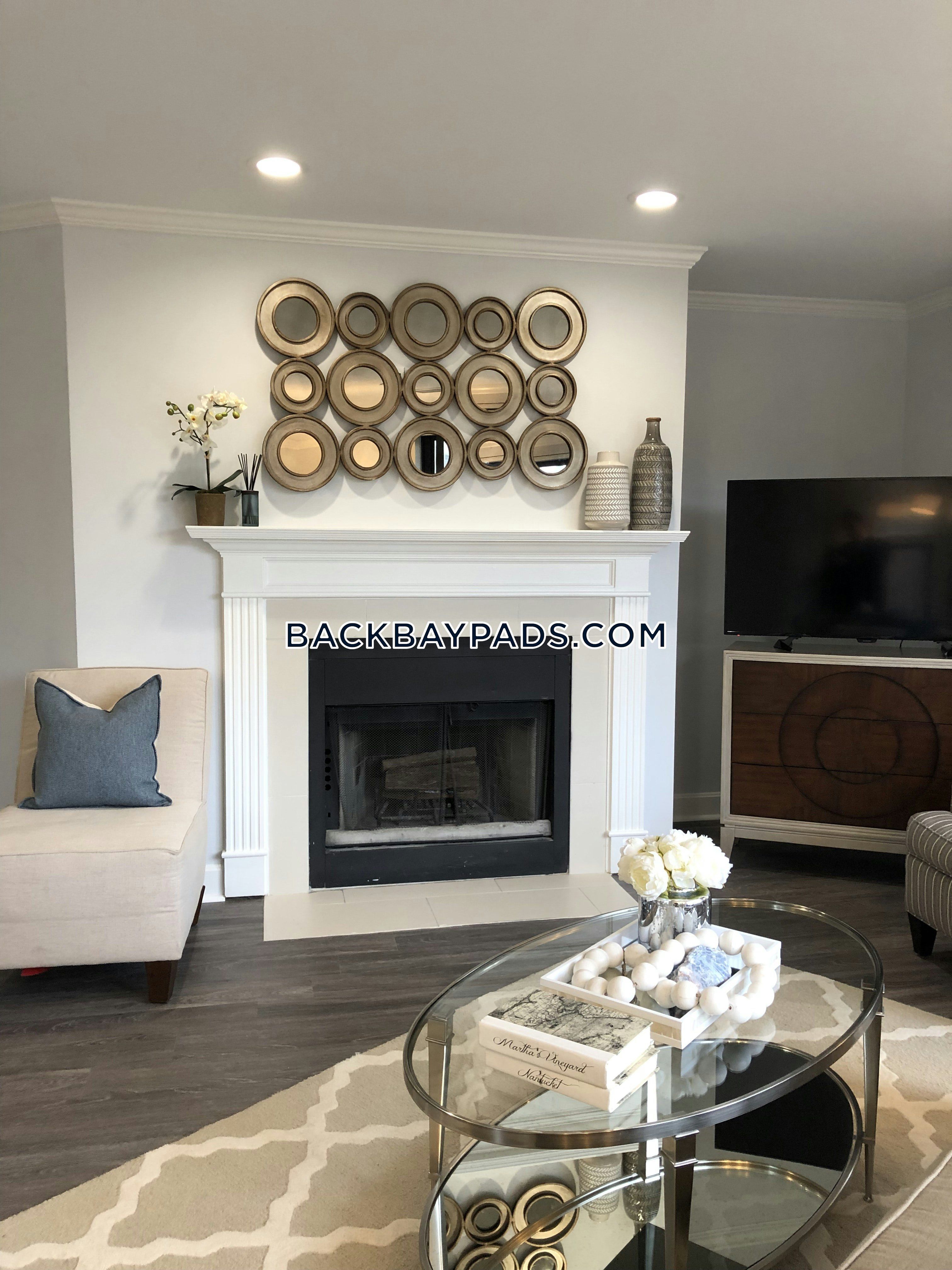 Back Bay Apartment For Rent 3 Bedrooms 2 Baths Boston 6 999