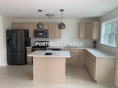 Fort Hill 3 Beds 2.5 Baths Boston - $4,000