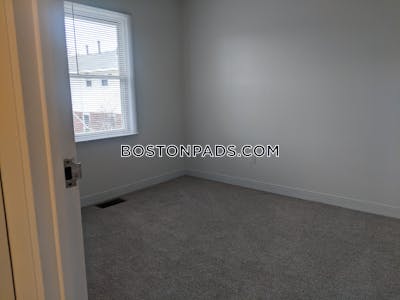Roslindale Apartment for rent 3 Bedrooms 1 Bath Boston - $3,771