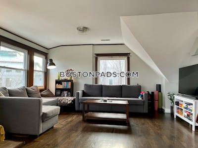 Fort Hill Apartment for rent 3 Bedrooms 2 Baths Boston - $4,400