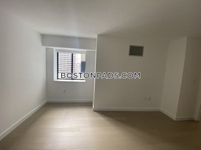 Downtown Financial District 1 bed and 1 bath Luxury Apartment Boston - $3,779 No Fee