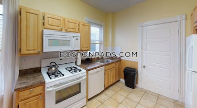 Dorchester 5 Beds 1 Bath Boston - $3,600